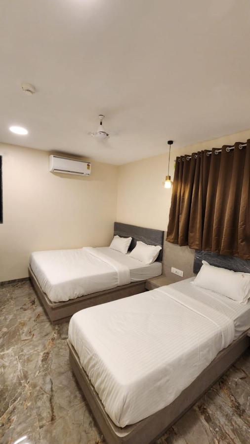 Hotel Peace International Bombay Esterno foto
