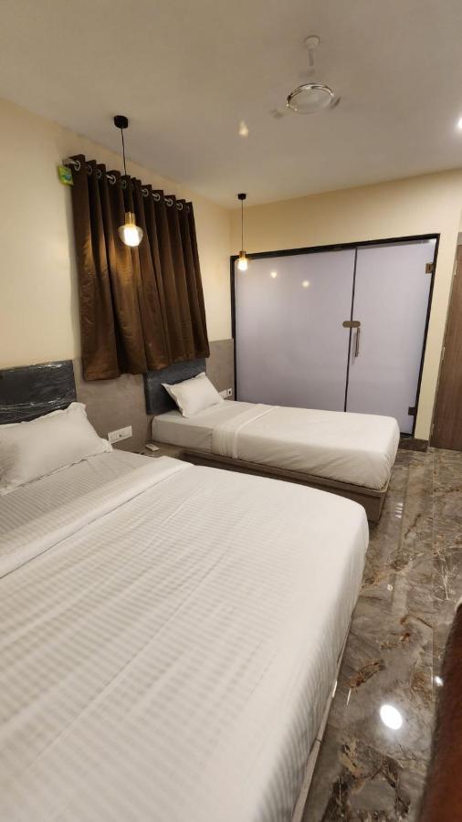 Hotel Peace International Bombay Esterno foto